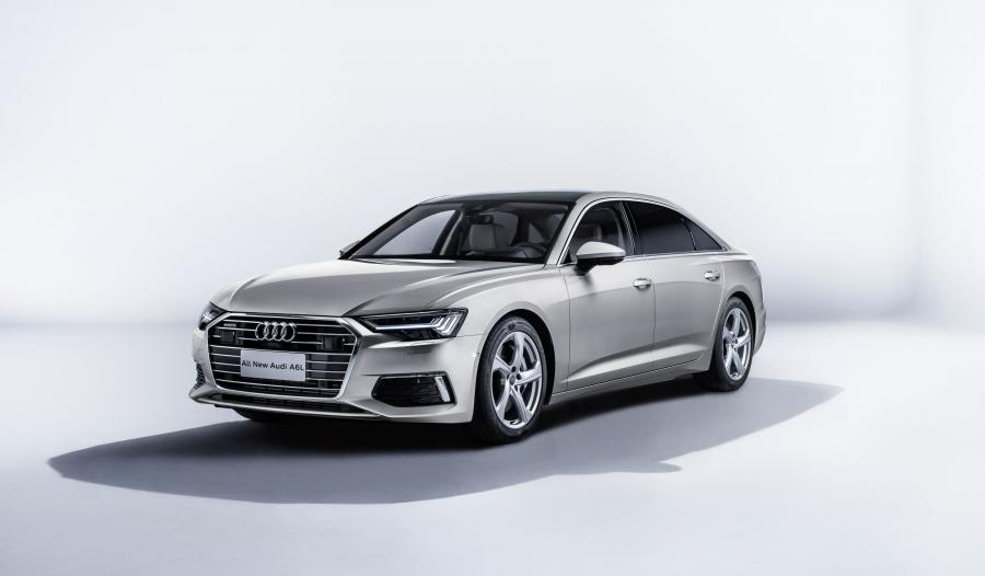 Audi A6L 55 TFSI Quattro (C8) 2019 года  (CN) (фото 1 из 41)